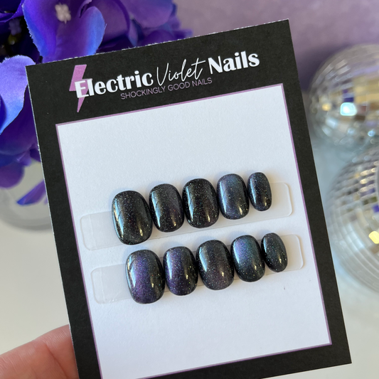 Cat Eye Child Press-on Nails (Size XS)