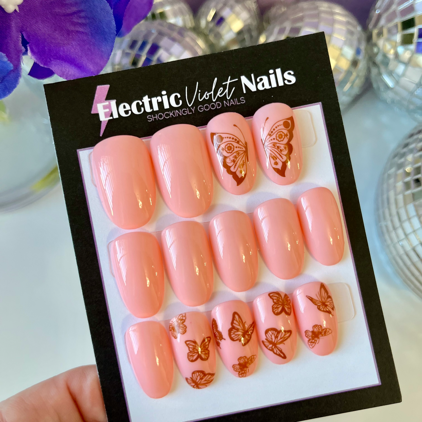 Medium Oval Butterfly Press-on Nail Set