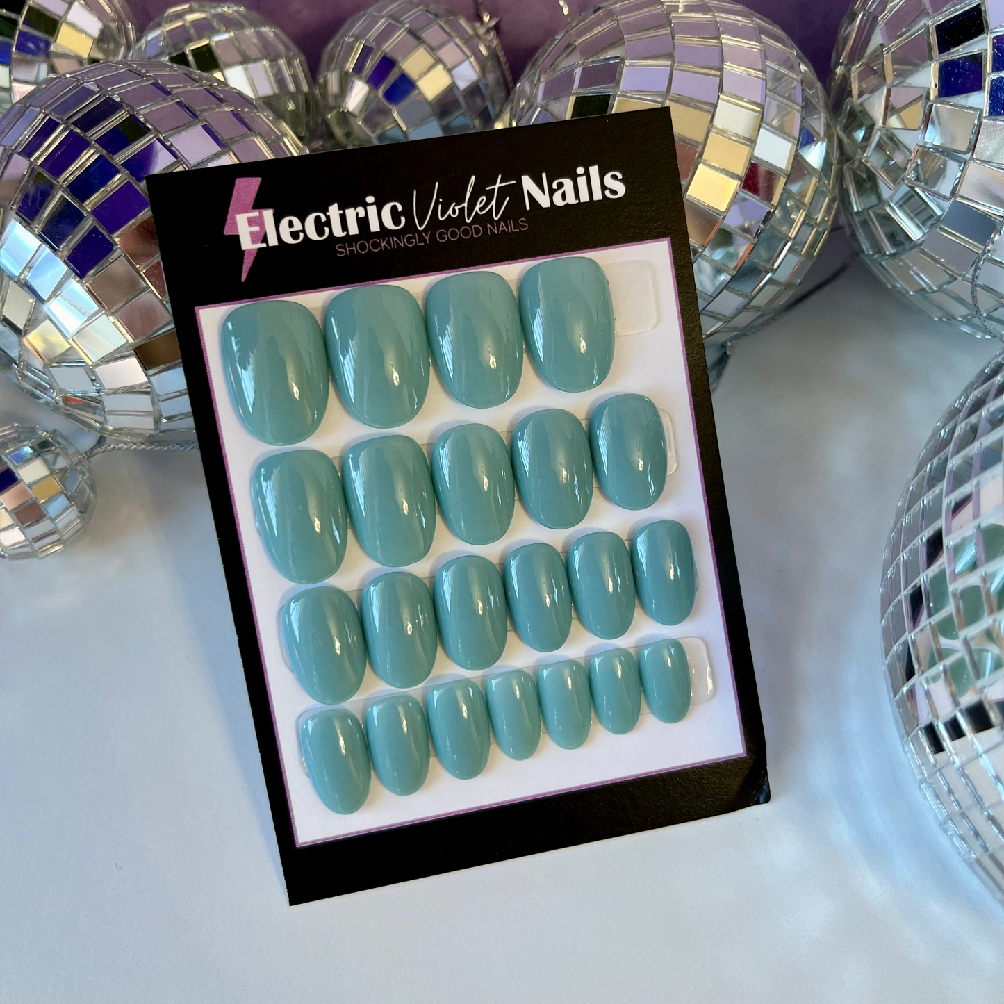 XS Oval Press-on Nail Set