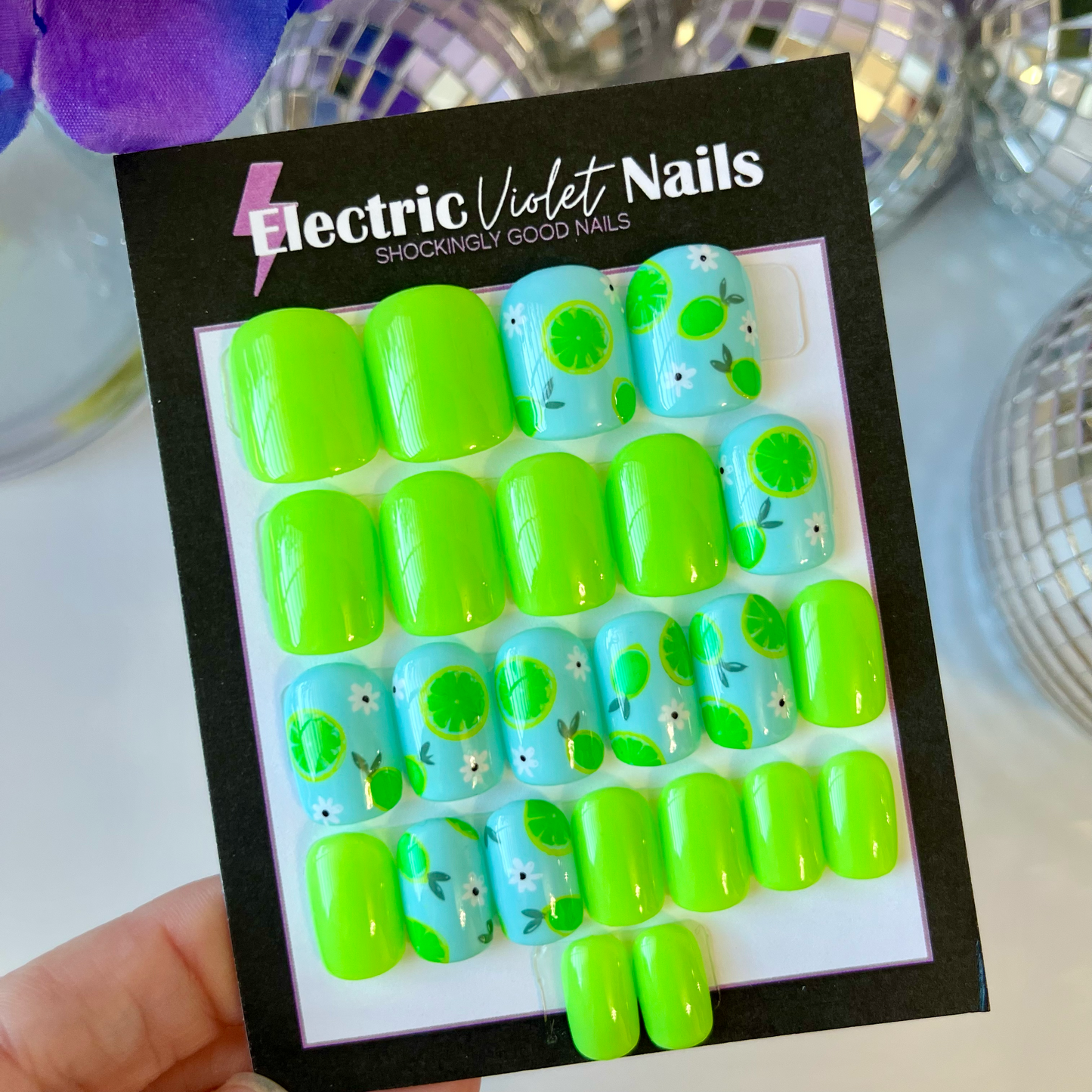 XS Soft Square Lime Press-on Nail Set