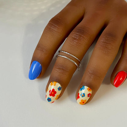 Funky Floral Frenzy Press-on Nail Set