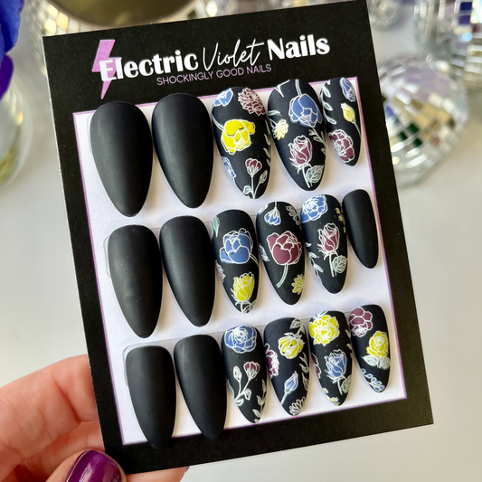 Black Matte Floral Press-on Nail Set