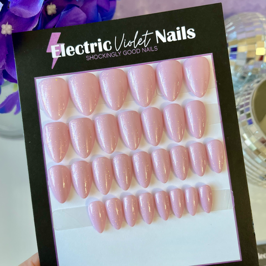 Short Almond Pink Press-on Nail Set